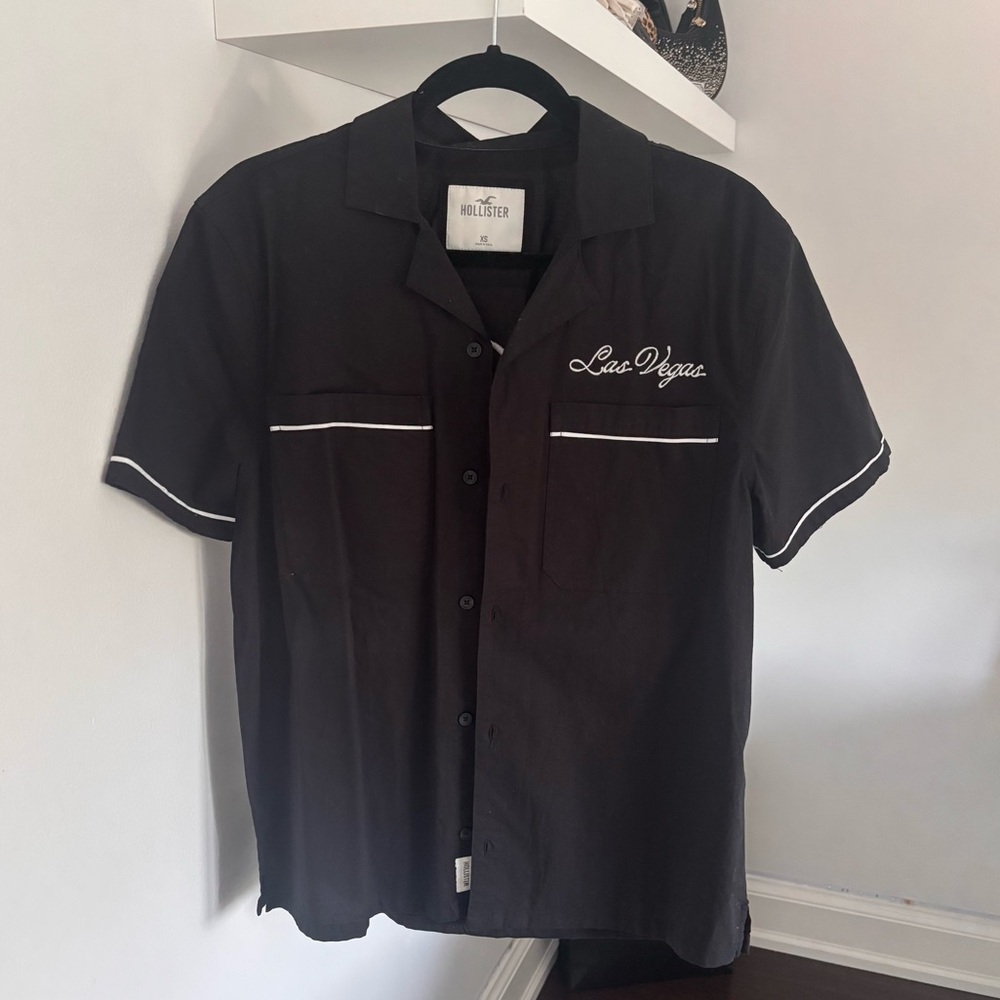 ♠️HOLLISTER BUTTON UP